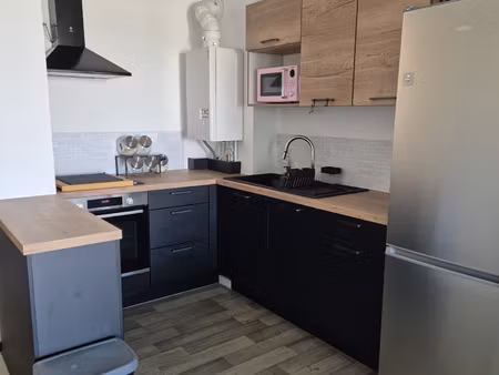 appartement t2 avec terrasse et place de parking