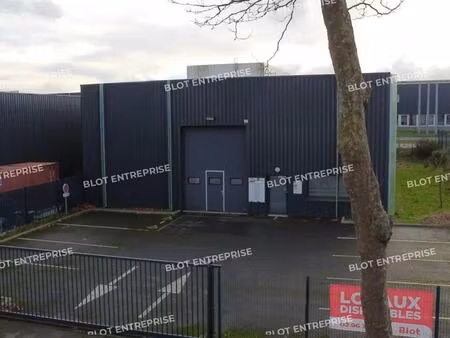 location local d’activités ploufragan 22440 370m²
