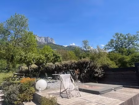 barnes annecy - talloires - calme et vue panoramique montagnes