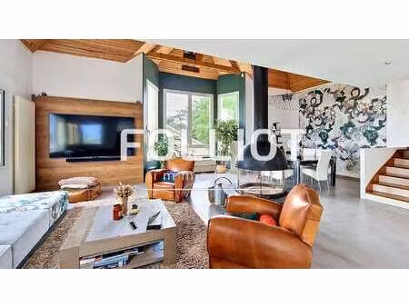 vente maison à saint-martin-de-brehal (50290) : à vendre / 260m² saint-martin-de-brehal