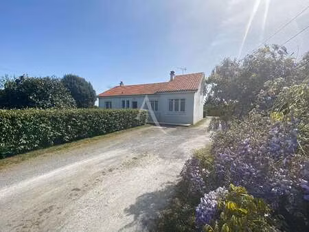 vente maison à machecoul-saint-même (44270) : à vendre / 111m² machecoul-saint-même