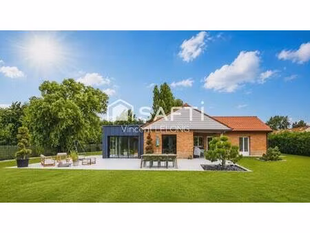 splendide pavillon plain-pied de 182m2 au bord de la mer!