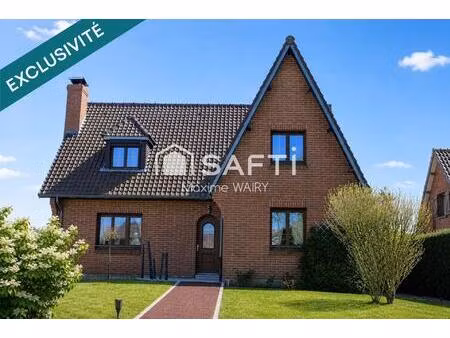 maison semi plain-pied de 4 chambres – magnifique jardin et grand garage