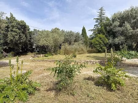 terrain constructible de 1004m² à flayosc
