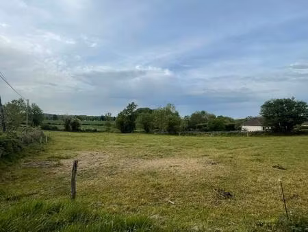 terrain à bâtir de 3099m²