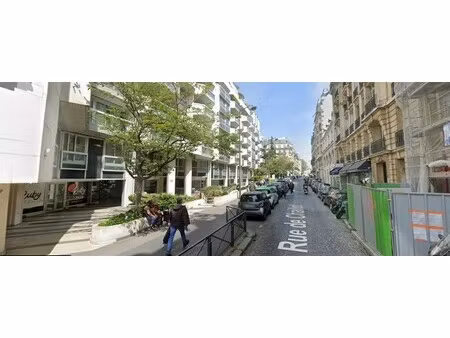 location commerce paris 75016 300m²