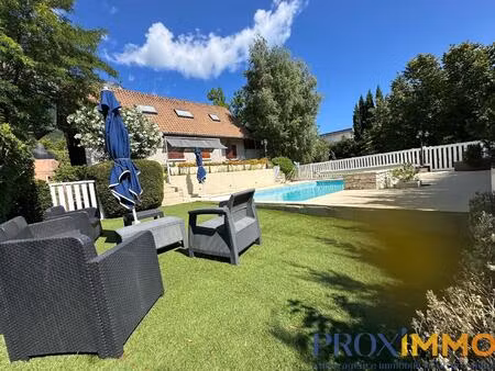 maison familiale de 140m² sur 1910m² de terrain à claix