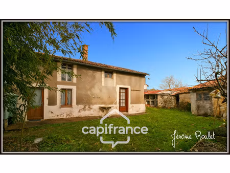 maison en pierre à vendre 5 pièces 3 chambres dépendances terrain 1 5 ha champigny-en-roch
