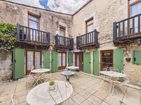 magnifique maison de ville au cœur d'eymet