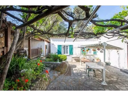 antibes quartier constance maison 193m2 terrain de 1930m2