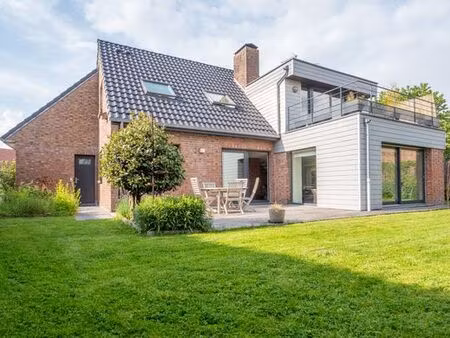 maison de prestige de 178 m2 en vente sainghin-en-mélantois  hauts-de-france