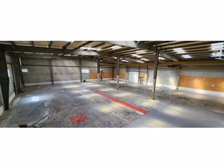 location local d'activités conflans ste honorine 957 m²