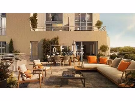 appartement 4 pièces de 85m² + parking – châteauneuf-du-grasse