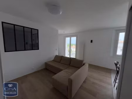 appartement à louer 2 pièces 46.2 m² - angoulême (16) - 650€