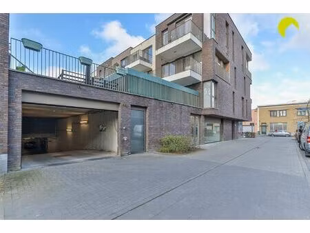 garage te huur in mortsel met 2 slaapkamers