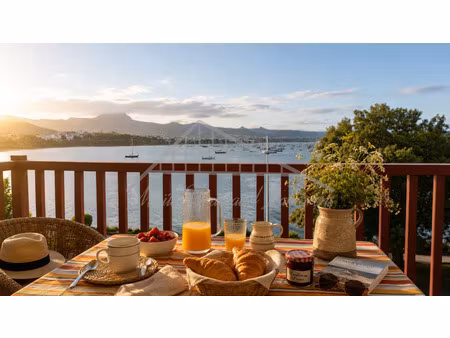 hendaye plage – vue exceptionnelle baie txingudi – garage – ascenseu