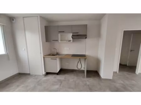 location appartement 3 pièces 63m² villeneuve tolosane 31270