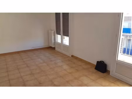 location appartement 3 pièces 49 m² à nice (06000)