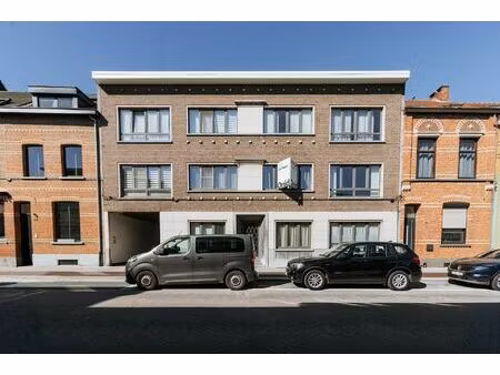 appartement te huur in wilrijk met 2 slaapkamers