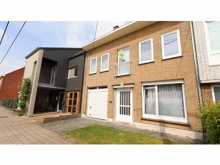 huis te huur in roeselare met 3 slaapkamers