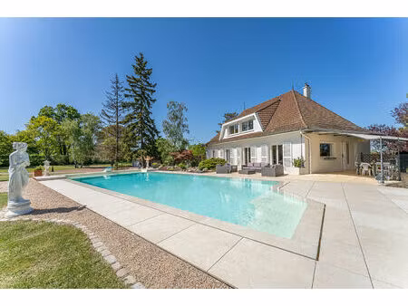 achat maison 7 pièces 190m²