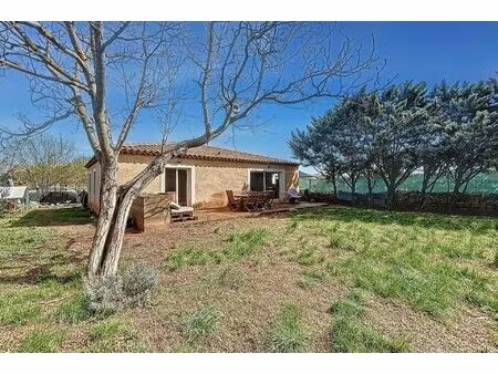 belle villa individuelle à vidauban  dans un cadre campagne pa