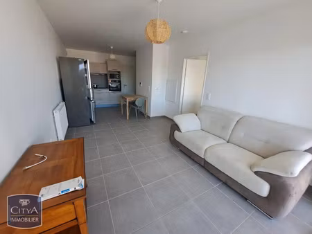 appartement à louer 2 pièces 41.88 m² - royan (17) - 775€