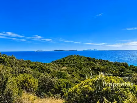 a vendre rayol canadel vue mer terrain d’exception – vue mer panoramique – permis purgé