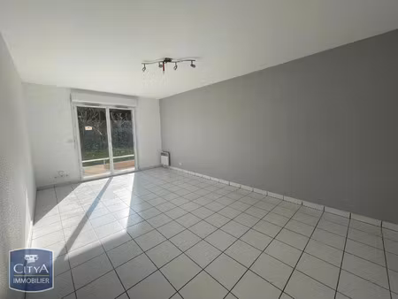 appartement à louer 3 pièces 64.25 m² - lons (64) - 740€