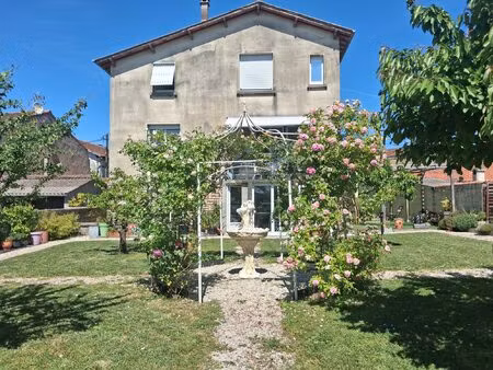 achat maison 7 pièces 139m² st jean d angely 17400