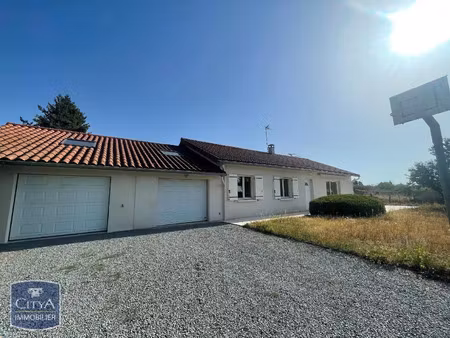 maison à louer 5 pièces 131.03 m² - renaison (42) - 1 200€