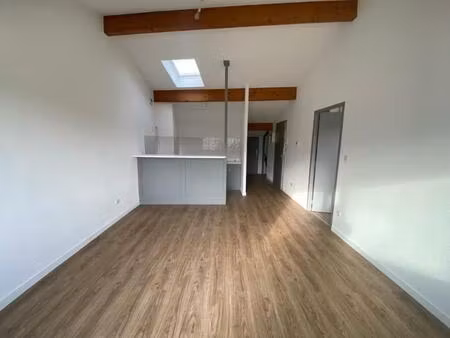 location appartement 2 pièces 48m² valence 26000