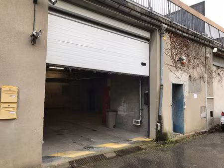 carcassonne - local entrepôt /garage d'une surface de 265 m²