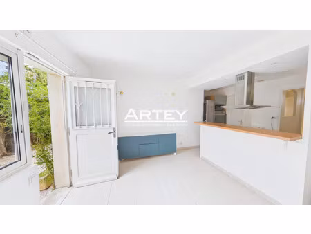 achat appartement 2 pièces 33m² carqueiranne 83320
