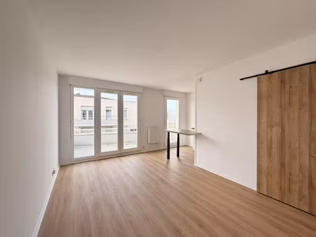 location appartement 1 pièce 26 m² à mérignac (33700)