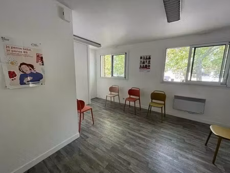 location bureaux 60 m²