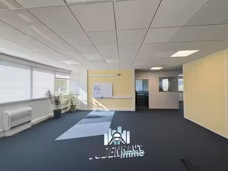 location bureaux 260 m² à 450 m²