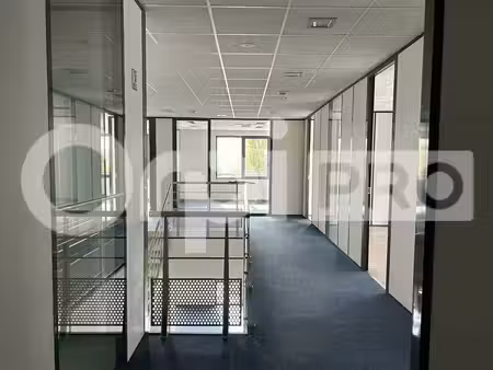 location bureaux villefranche-sur-saône 69400 235m²