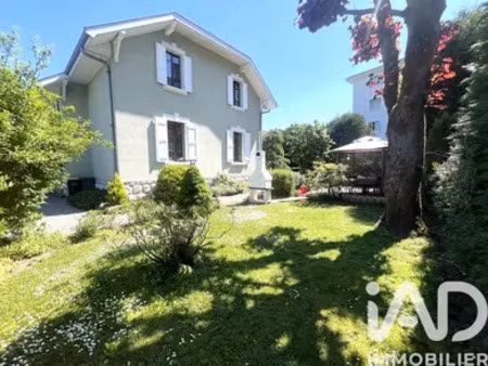maison de ville à annecy (74000)