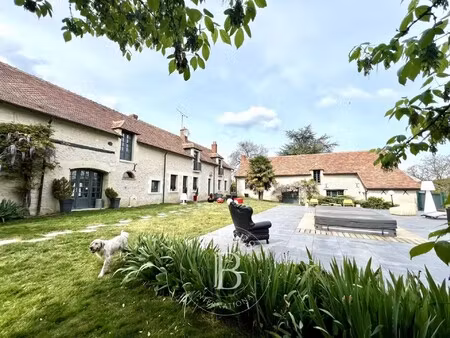 propriété de luxe à vendre à descartes : 745 500 €