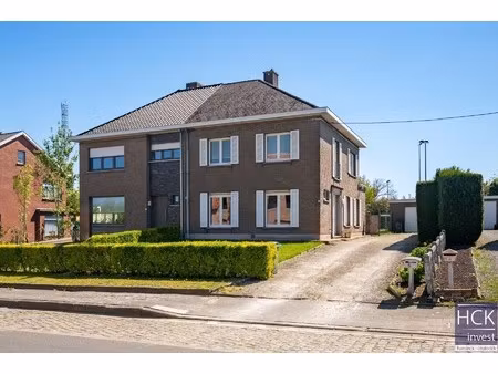 kruishoutem - goed verzorgde woning met 3 slpk. in hartje kruishoutem!
