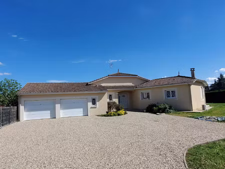 location maison 5 pièces 182 m² à marmande (47200)