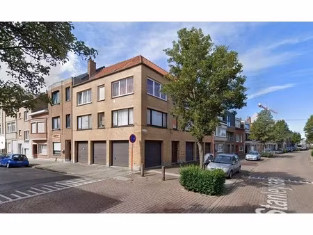 opbrengsteigendom in rustige woonwijk bestaande uit 4 appartementen.