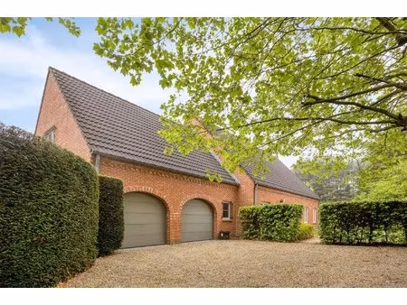 klassieke en charmante villa op ruim perceel