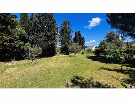 vente terrain 900 m² éguilles (13510)