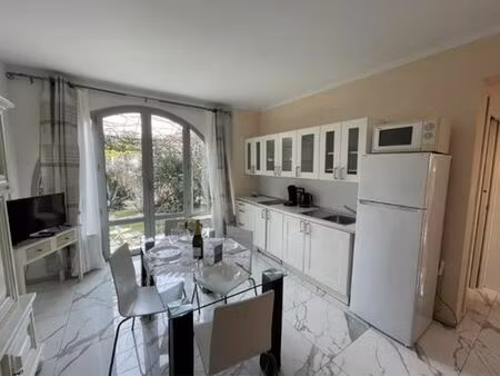 appartement de luxe 2 chambres en vente à grimaud  provence-alpes-côte d'azur