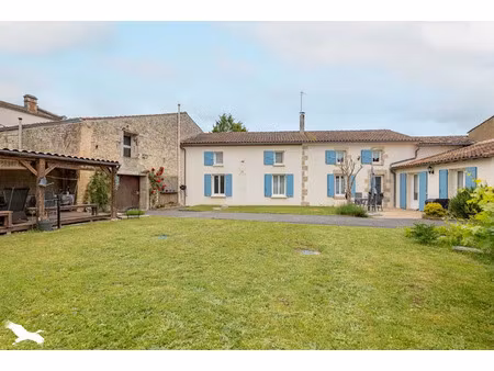vente maison 7 pièces 192 m² paillé (17470)