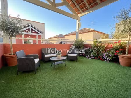 lattes t3 duplex avec terrasse+ parking