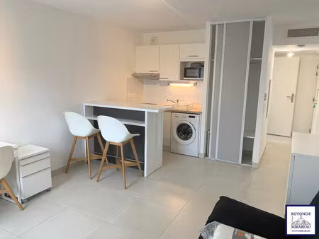location appartement 1 pièce 25m²