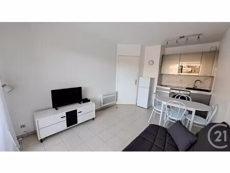 location appartement 2 pièces 45m² antibes 06160